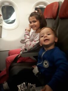Viajar con bebés en el avión: consejos - Sir Chandler